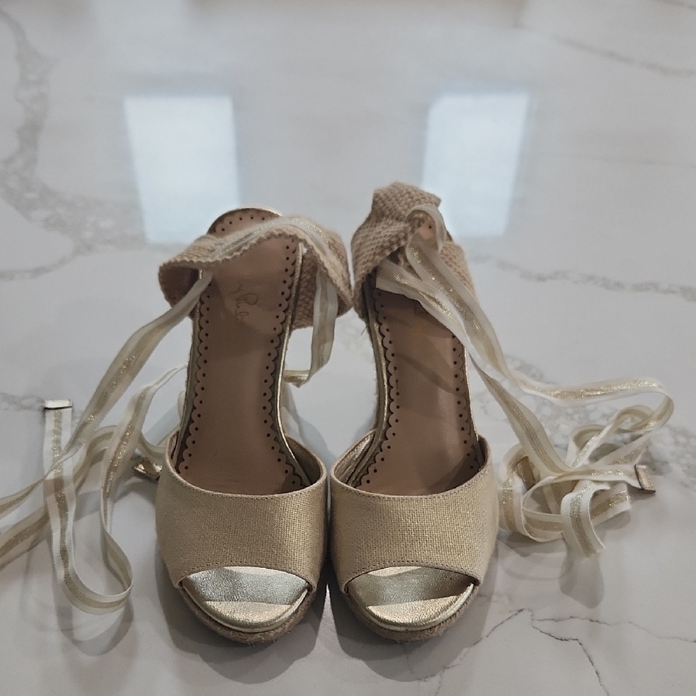LILLY PULITZER WEDGE SANDAL.  RIBBON TIE AT ANKLE